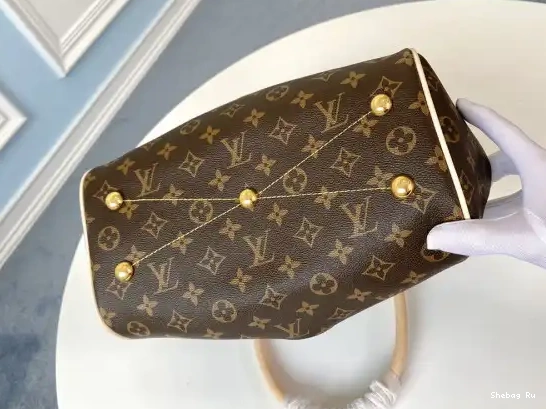 LOUIS VUITTON TIVOLI 0525
